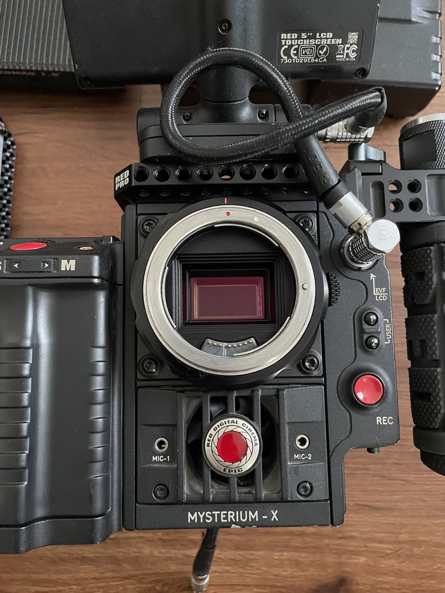 Red Digital Cinema Epic X Mysterium 5k Camera With Goodies