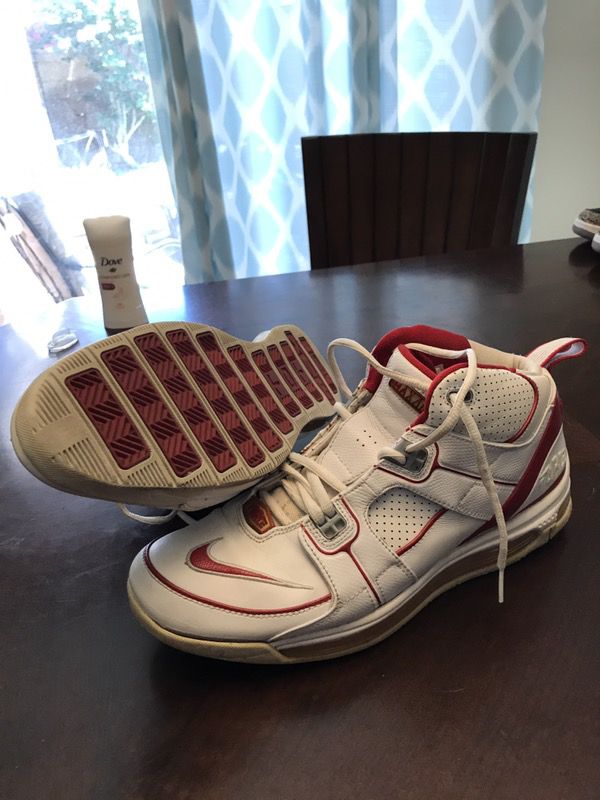 asesinato Amanecer Especificado Nike Air Total Force Amare Stoudemire 2005 $75 for Sale in Gilbert, AZ -  OfferUp