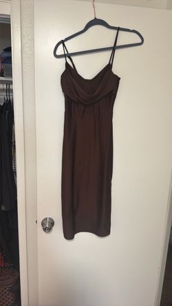 Brown dress