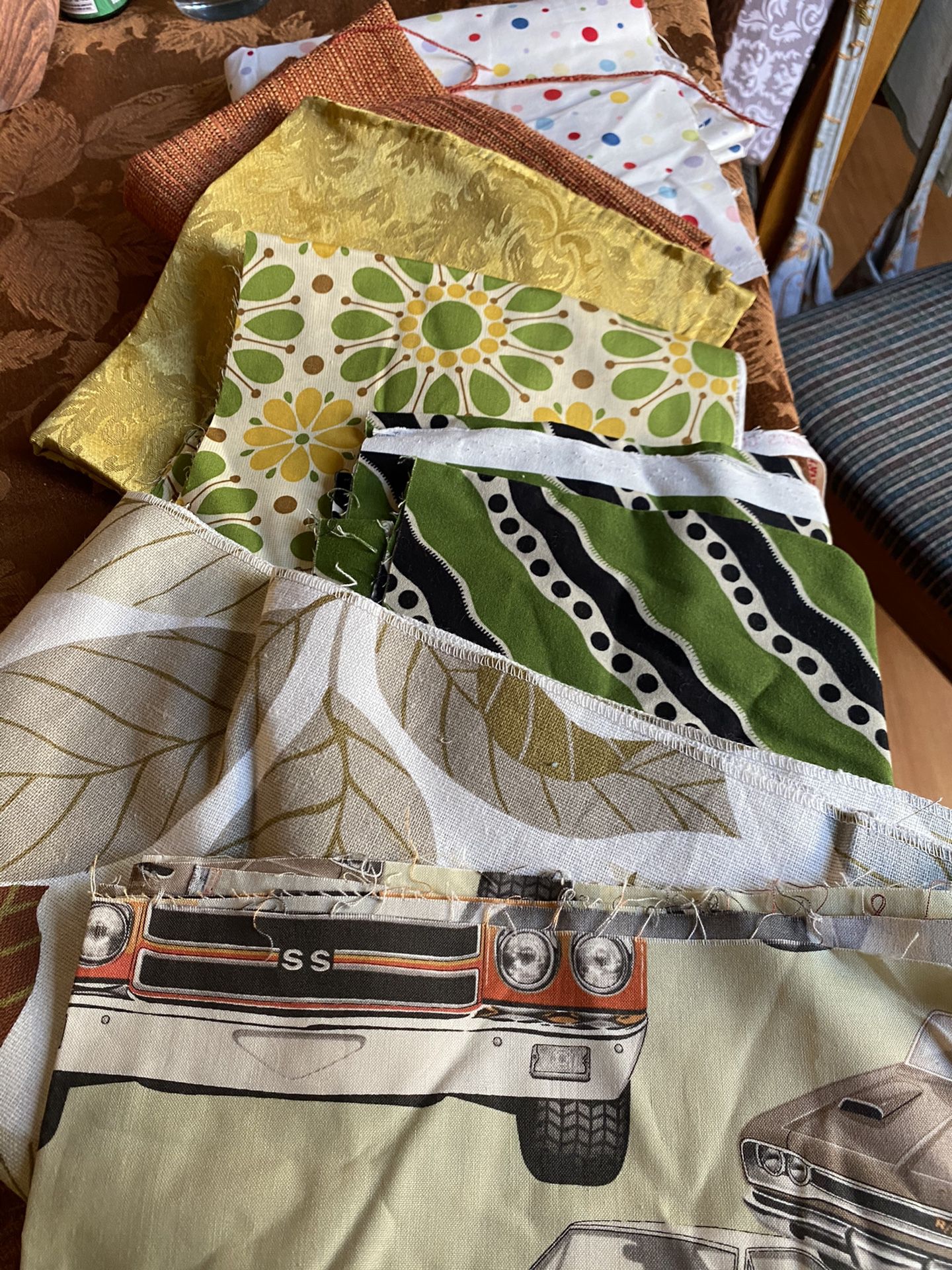 Lot of Fabric, Ribbons, Patterns