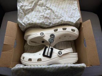 Crocs Size 8 Men’s