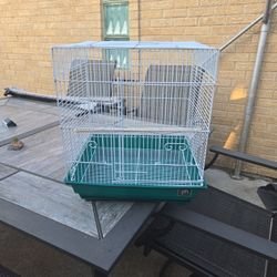 Prevue Square Top Bird Cage Small - - (16"L x 14"W x 18"H)