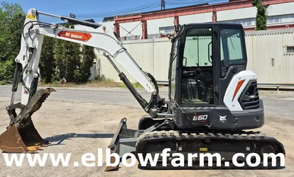 Clean Machine2023 Bobcat E60R2 Mini Excavator