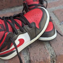 Jordan 1s 9c