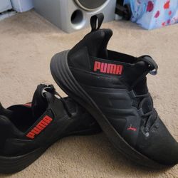 Puma's 10.5 Used $10