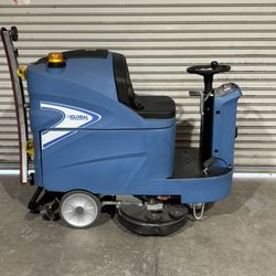 Global Industrial Auto Scrubber