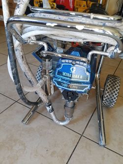 Graco 17E852 Ultra Max II 490 PC Pro Electric Airless Sprayer, Stand poco uso