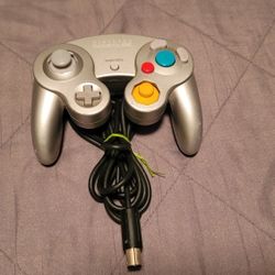 Nintendo GameCube Silver Original Gamecube Controllers