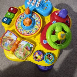 V TECH Magic Star Learning Table
