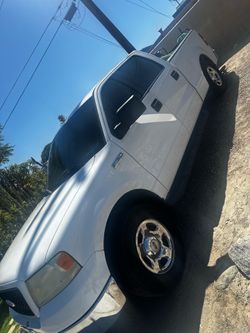 2006 Ford F-150 XLT Full Size Truck