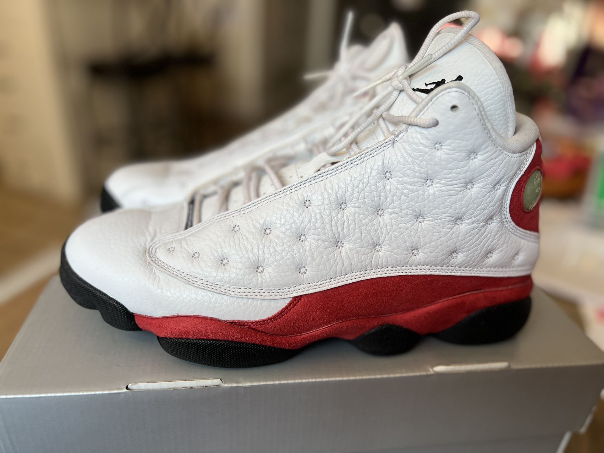 Size 11 Jordan 13 Retro Chicago 2017) Used