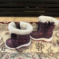 Apakowa Girls Insulated Fur Winter Warm Snow Boots Size 6-6.5 