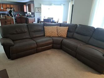 Sectional with reclining seats