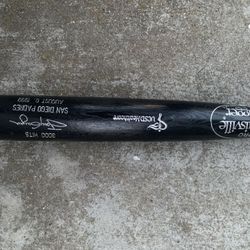 Tony Gwynn 3000 hit bat San Diego Padres Rare