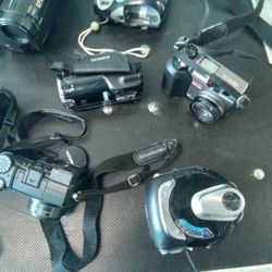 Digital Camera Lot