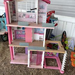 Barbie House