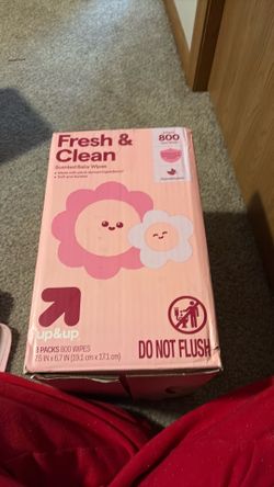 Brand new Fresh and Clean 800 count wipes