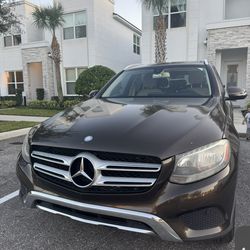 2016 Mercedes-Benz GLC
