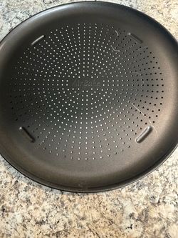 Large 16” AirBake Pizza Pan