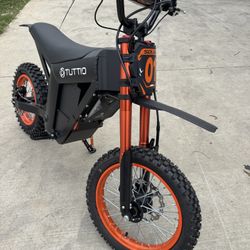 Electric Dirtbike 37MPH Brand New Tuttio