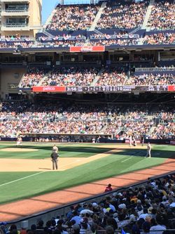 (4 tickets ) padres vs Rockies Sunday  8/2