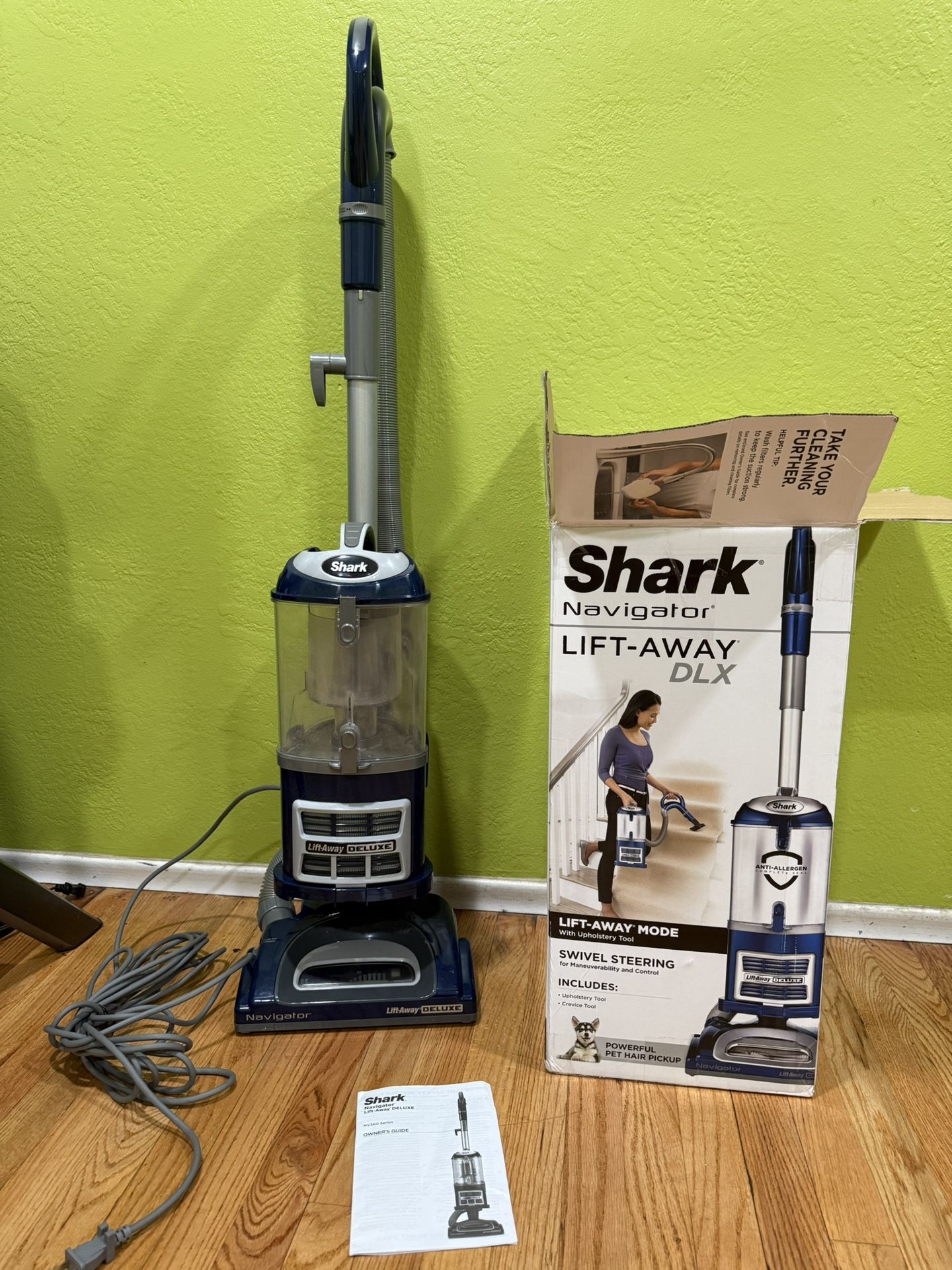 Shark DLX Vacuum