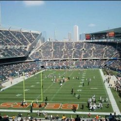 Chicago Bears Vs New York Giants 11/9/25 - 4 Seats