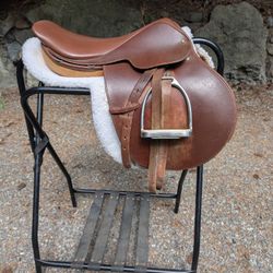 17" Crosby Prix des Nations English Saddle 