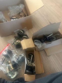 Exterior door lock set (4 included)