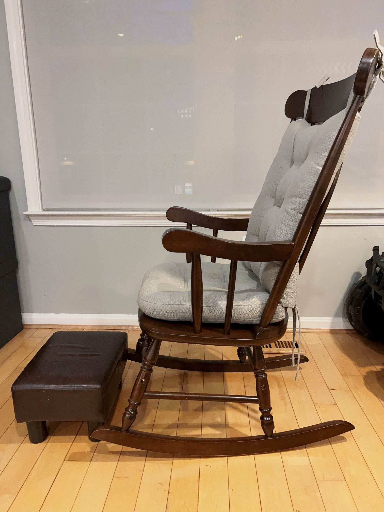 Wood rocking chair w/ leather stool