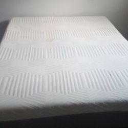 Queen Size Mattress Set With Bed Frame 