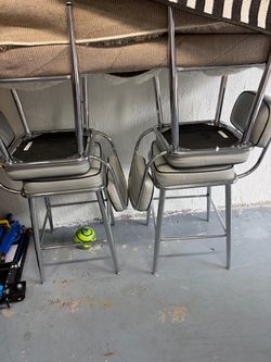 4 Dining chair