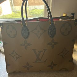 Louis Vuitton On The Go MM Bag 