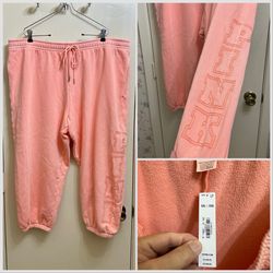 NWT Victoria’s Secret P I N K  Ivy fleece capri sweatpants size XXL