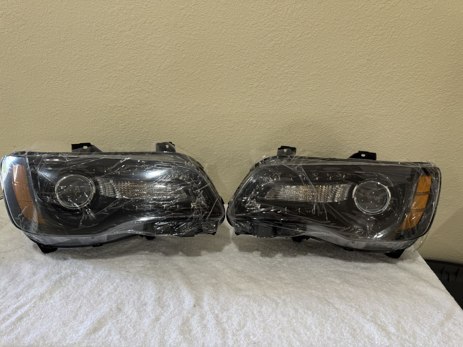 2011-2023 chrysler 300 headlights 