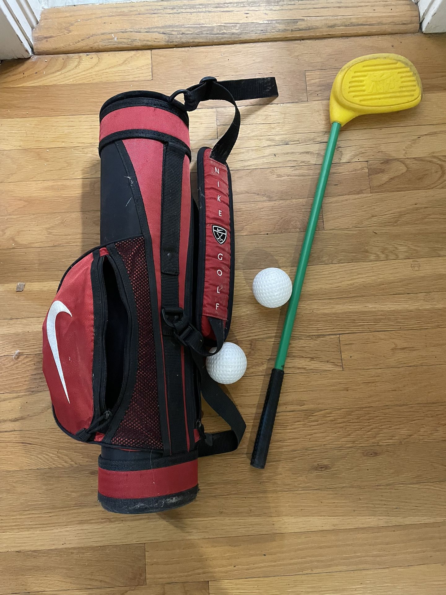 Kids Foam Golf Set With Nike Bag