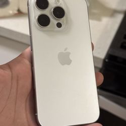 iPhone 15 pro Unlocked