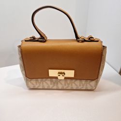 MICHAEL KORS CROSSBODY PURSE