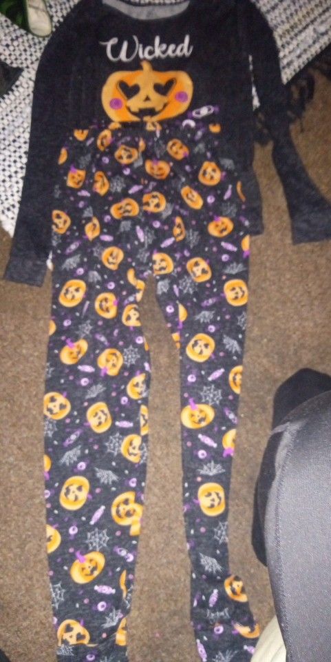 Girls Halloween Outfit Good Condition Size Small $8.00