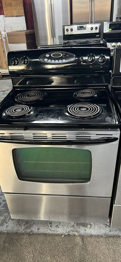 30”in wide electric range use perfect working and warranty