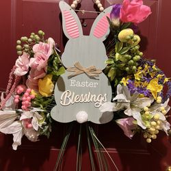 Easter Door Centerpiece