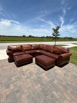 Thomasville Leather Sectional - Delivery Available
