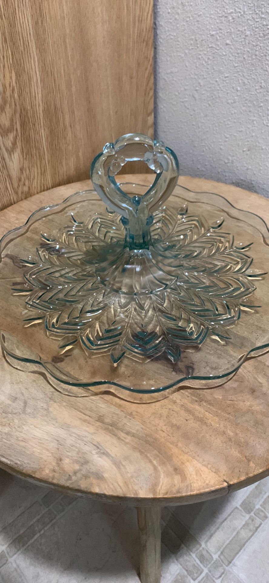 Vintage MCM Jeannette Glass Feather Blue Center Handle Serving Tray