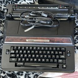 Brother correct-o-ball XL-I    Typewriter
