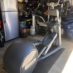 Precor Eliptical with heavy custom dust cover $1000 or best offer