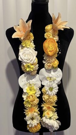Graduation lei
