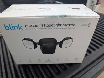 NEW Blink Outdoor 4 Floodlight Camera - 700 Lumens - 4th Gen Security - Open Box