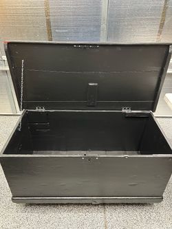 Vintage Wooden Blanket Storage Trunk