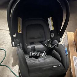 Graco Car Seat And Base