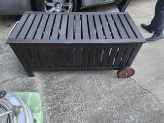 Outdoor Storage Box On Wheels